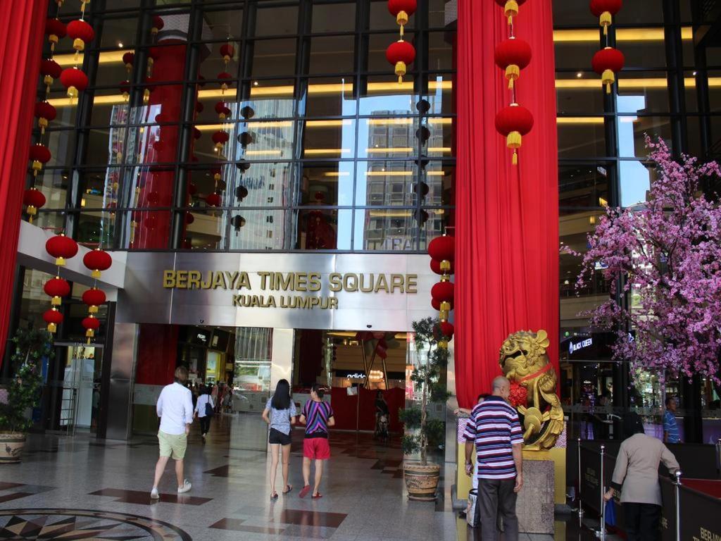 Sky Kl Suite At Time Square Kuala Lumpur Exterior foto